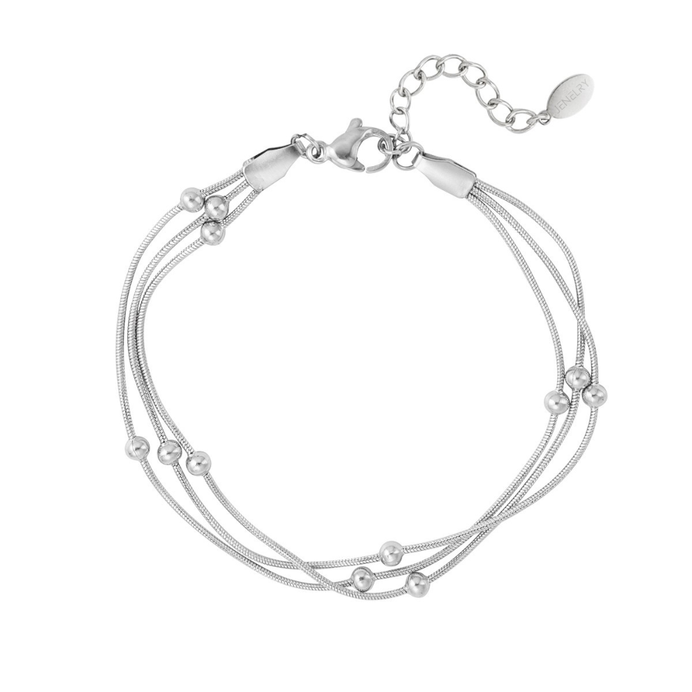 Waterproof armband zilver, deze armband bestaat uit drie kettinkjes met kleine bolletjes. De armband is gemaakt van stainless steel, hierdoor is de armband nikkelvrij en hypoallergeen. Het armbandje is verkrijgbaar in het goud en in het zilver. Bestel de armband nu op www.jenelry.com