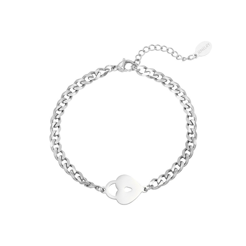 Deze Stainless Steel Armband heeft een schakel en een hartje in het midden van de armband. De armband Locked Heart is gemaakt van Stainless Steel, hierdoor is de armband waterproof, nikkelvrij en hypoallergeen. De armband is verkrijgbaar in het goud en in het zilver, bestel hem nu op www.jenelry.com