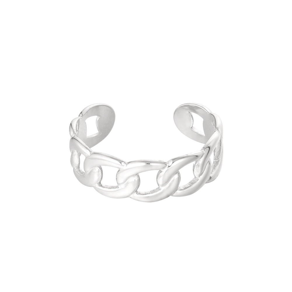 Grove ring zilver met schakels, de ring is waterproof en nikkelvrij. De ring is gemaakt van stainless steel, hierdoor verkleurt hij niet en blijft hij mooi. Bestel de ring nu op www.jenelry.com