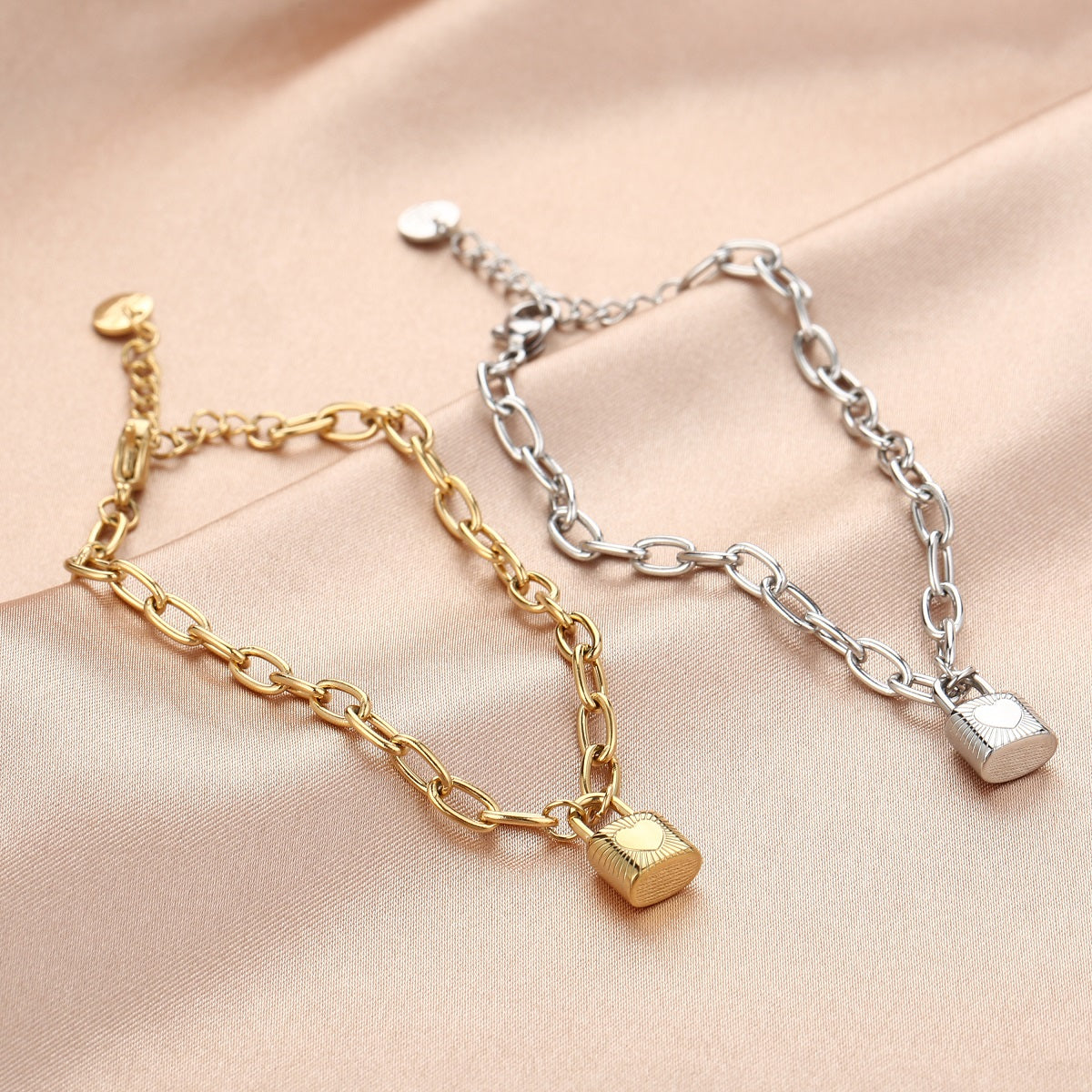SALE - Armband Chain Lock of Light Zilver