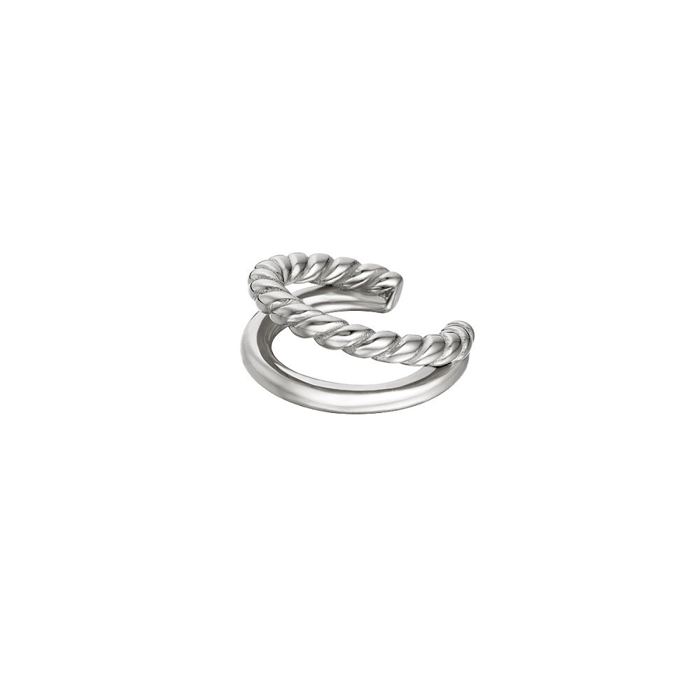 Waterproof Ear Cuff Double zilver. De Ear Cuff is gemaakt van stainless steel, hierdoor verkleurt de ear cuff niet en blijft hij mooi. De Ear Cuff is te bestellen op www.jenelry.com