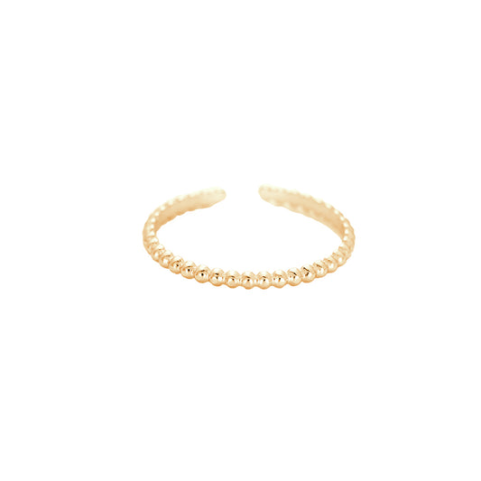 Subtiele stainless steel ring in het goud, de ring is waterproof en nikkelvrij. Bestel de ring nu op www.jenelry.com 