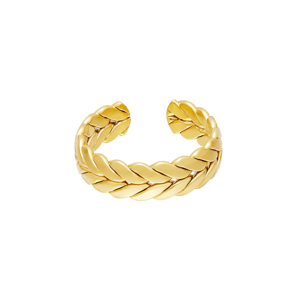 Waterproof Ring Elia in het goud. De ring heeft een gevlochten ontwerp en heeft een opening aan de achterkant, de ring is hierdoor verstelbaar. De ring is geschikt voor iedereen, bestel hem nu op www.jenelry.com
